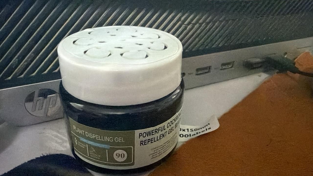 Powerful Cockroach Repellent Gel Beads 100 gm Pack of 1